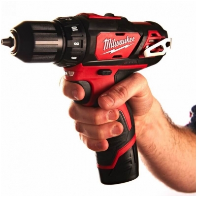 Akumuliatorinis gręžtuvas MILWAUKEE M12 BDD-202C 2