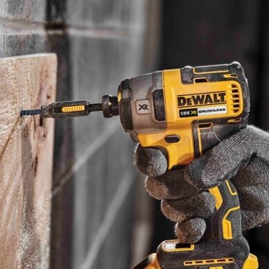 Akumuliatorinis smūginis suktuvas DeWALT DCF887N-XJ 18V 7