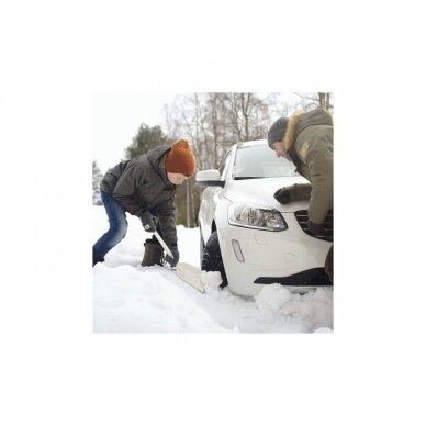 Automobilinis sniego kastuvas FISKARS SnowXpert 4